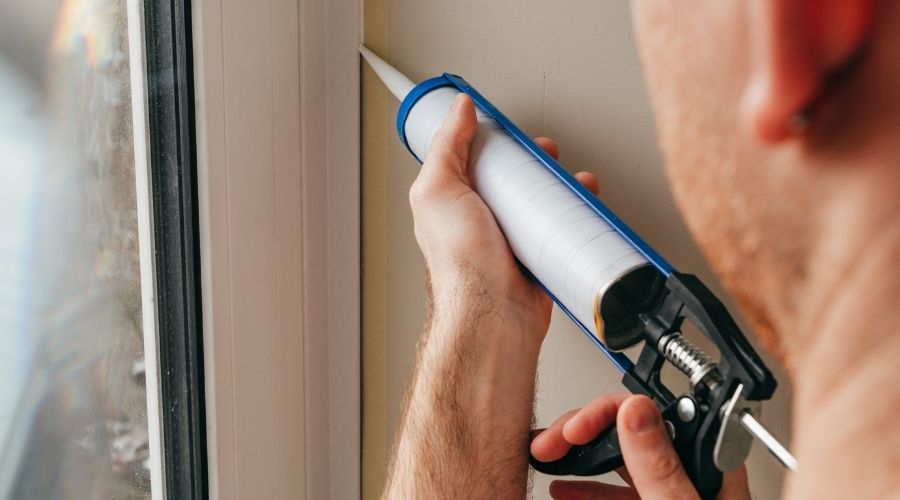 Sealing window frame in home