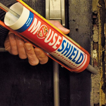 Mouse Shield Tube 300ml - In Use