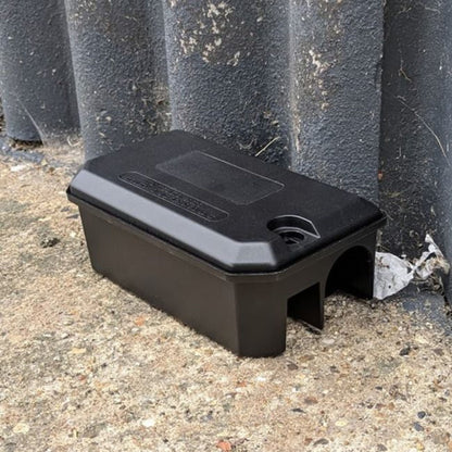 Rotech Compact Rat Bait Station – Discreet, Tamper-Resistant - In Action 1